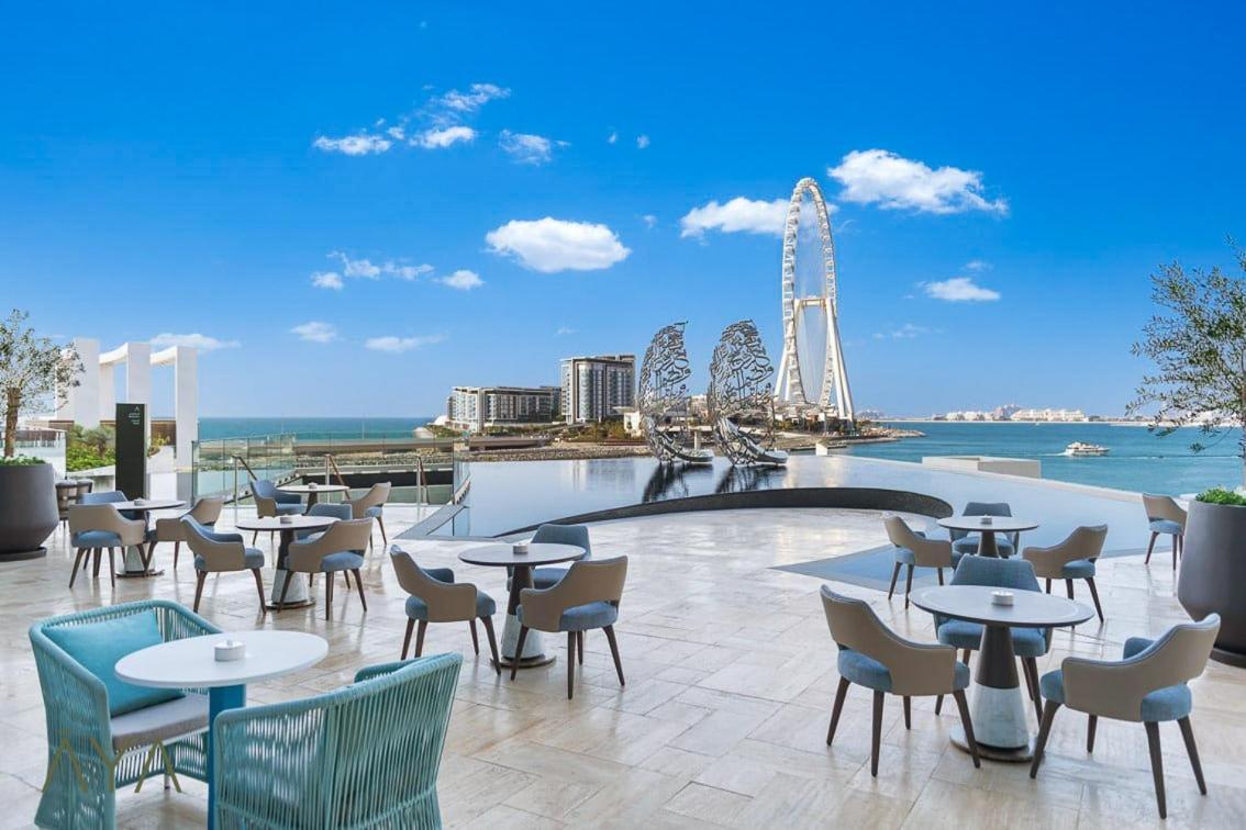 Jumeirah Gate Tower 1 - Stylish Apartment With Pool & City Views Dubái Exterior foto